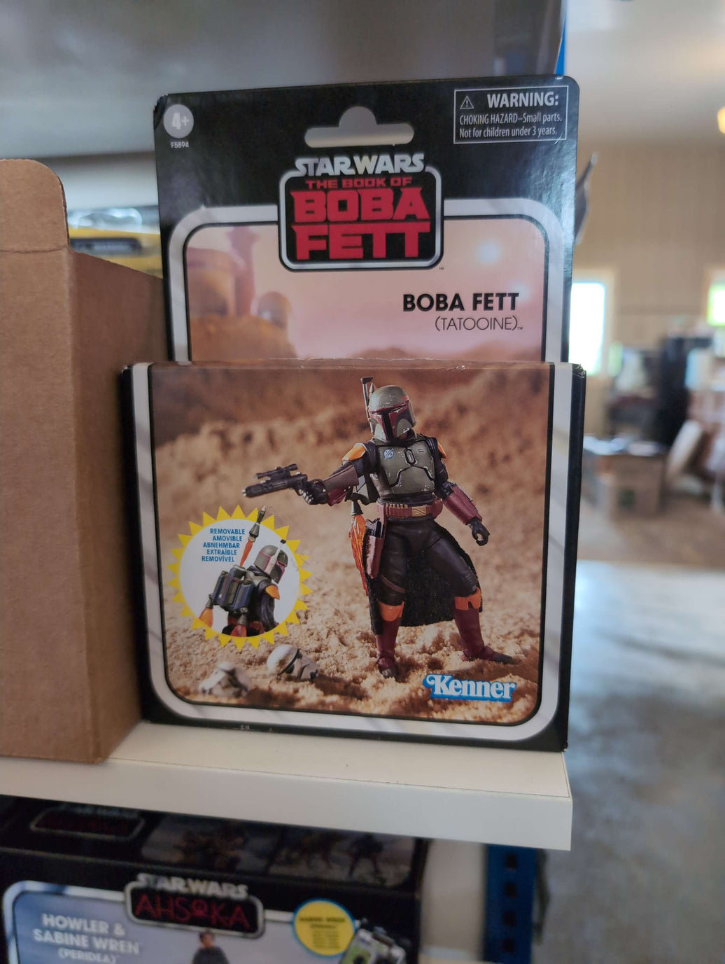 Star Wars Book of Boba Fett Boba Fett Tattoine Action Figure with jetpack in Kenner packaging Hasbro