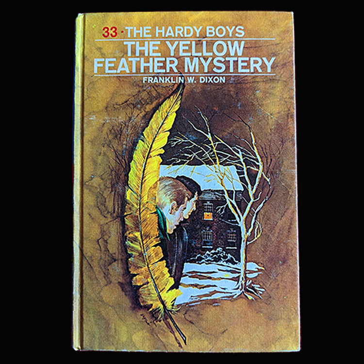33 The Yellow Feather Mystery (1953/1971-RN): Hardy Boys Book image 0