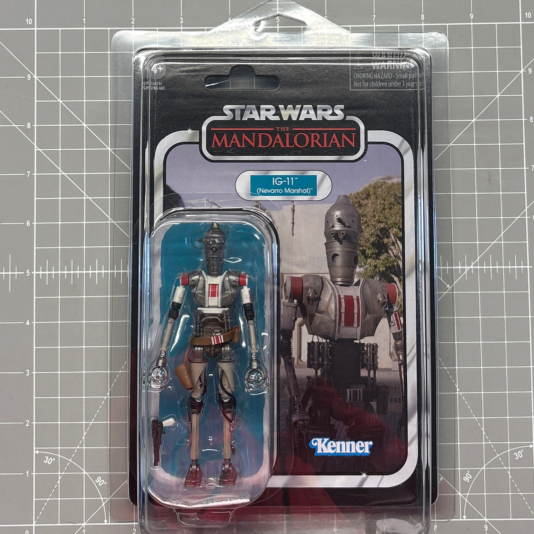 IG-11 Nevarro Marshal 1:18 | 3.75" Star Wars The Vintage Collection Action Figure in case, Kenner