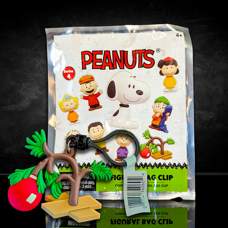 Monogram Peanuts Series 4 figural bag clip Shermy Christmas tree character blind box packaging