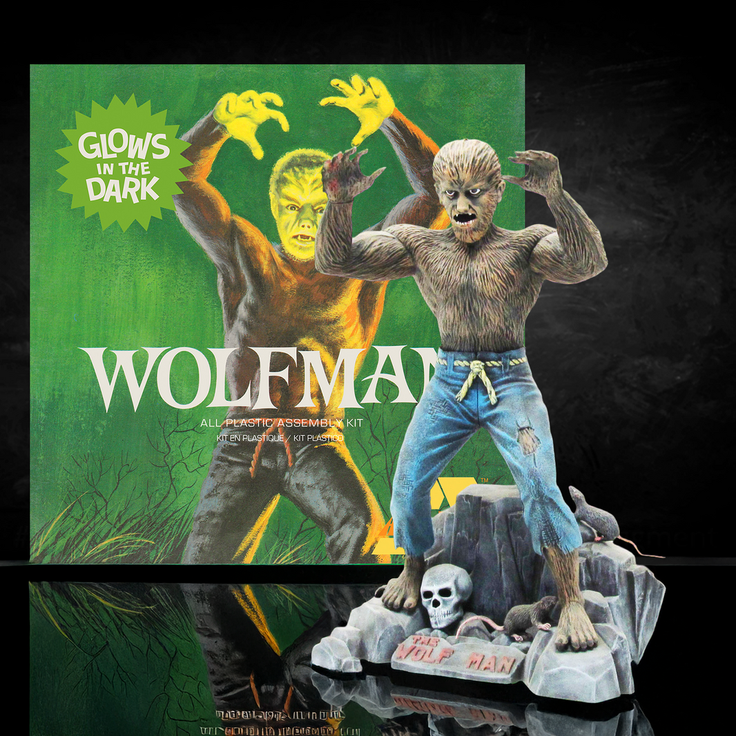 Glow in the Dark Wolfman Model Kit 1/8 Scale Atlantis Models - Made in USA with detailed figure and base display