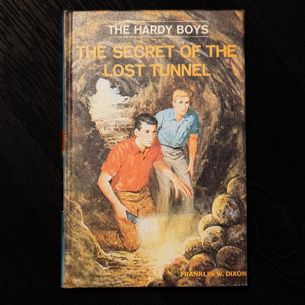 29 The Secret of the Lost Tunnel (1950/1968): Hardy Boys Book Blue-Back image 0