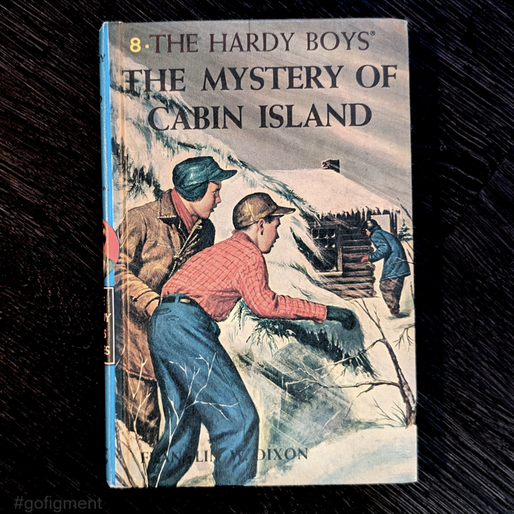 08 The Mystery of Cabin Island (1966-YELLOW NUMBER): Hardy Boys Book Blu image 0