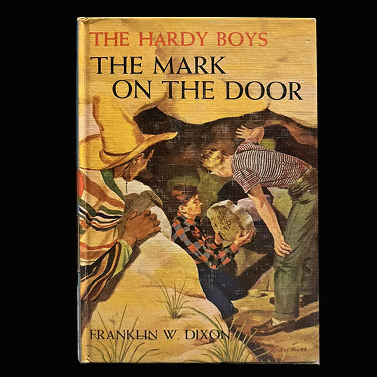 13 The Mark on the Door (1967): Vintage Hardy Boys Book Blue-Back image 0