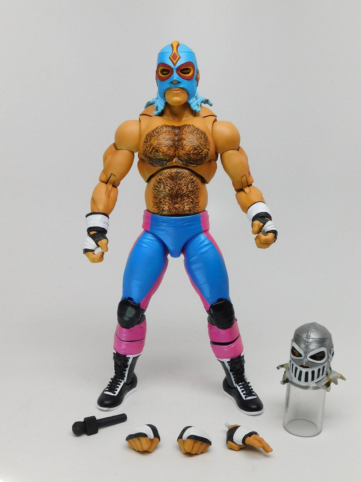 Konnan Legends of Lucha Libre Premium 6.5" Action Figure (1:12 Scale) – Classic Masked Era Edition