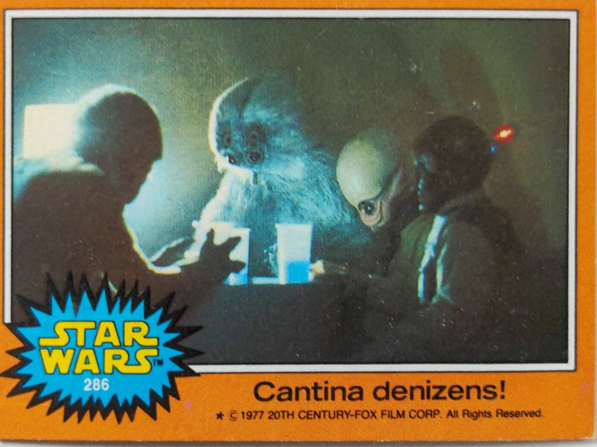 1977 TOPPS STAR WARS trading card showing Cantina denizens scene by Go Figment vendor