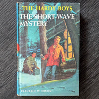 24 The Short Wave Mystery (1945):  Vintage Hardy Boys Book Blue-Back image 0