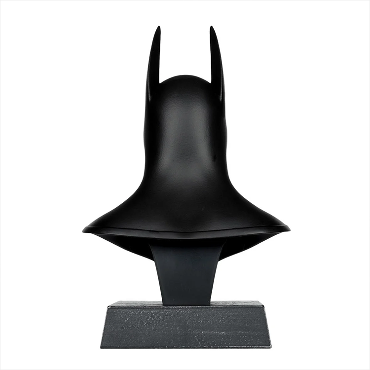 DC Direct Prop Replica Wave 3 Batman Arkham Asylum 1:3 Scale Cowl image 3