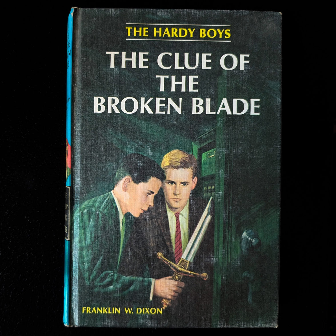 21 The Clue of the Broken Blade (1942): var. Hardy Boys Book Blue-Back image 0