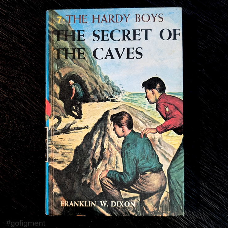 07 The Secret of the Caves (1964-YN):  Vintage Hardy Boys Book Blue-Back image 0