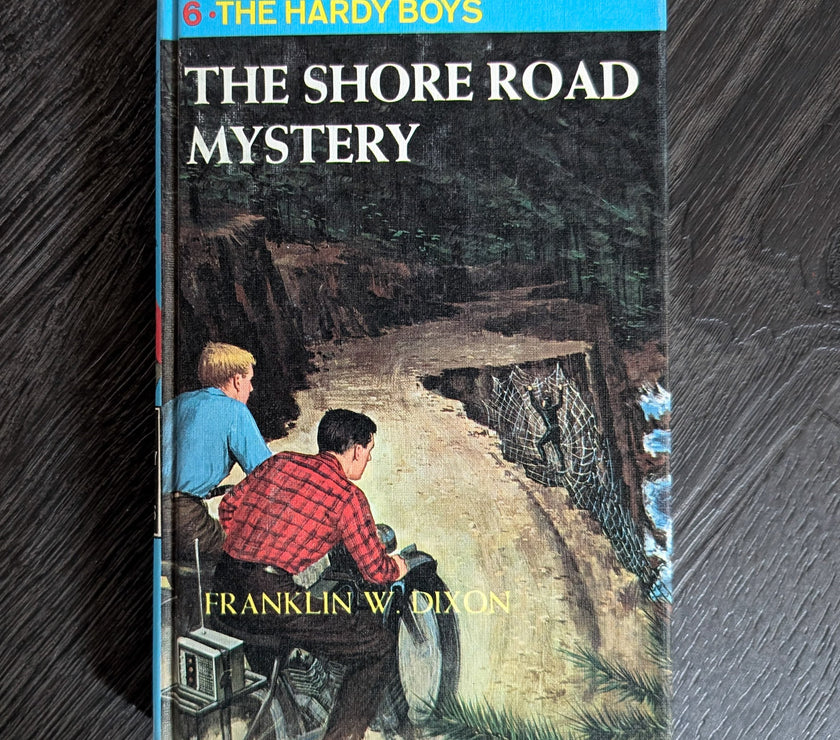 06 The Shore Road Mystery (Blue Bar):  Vintage Hardy Boys Book Blue-Back image 0