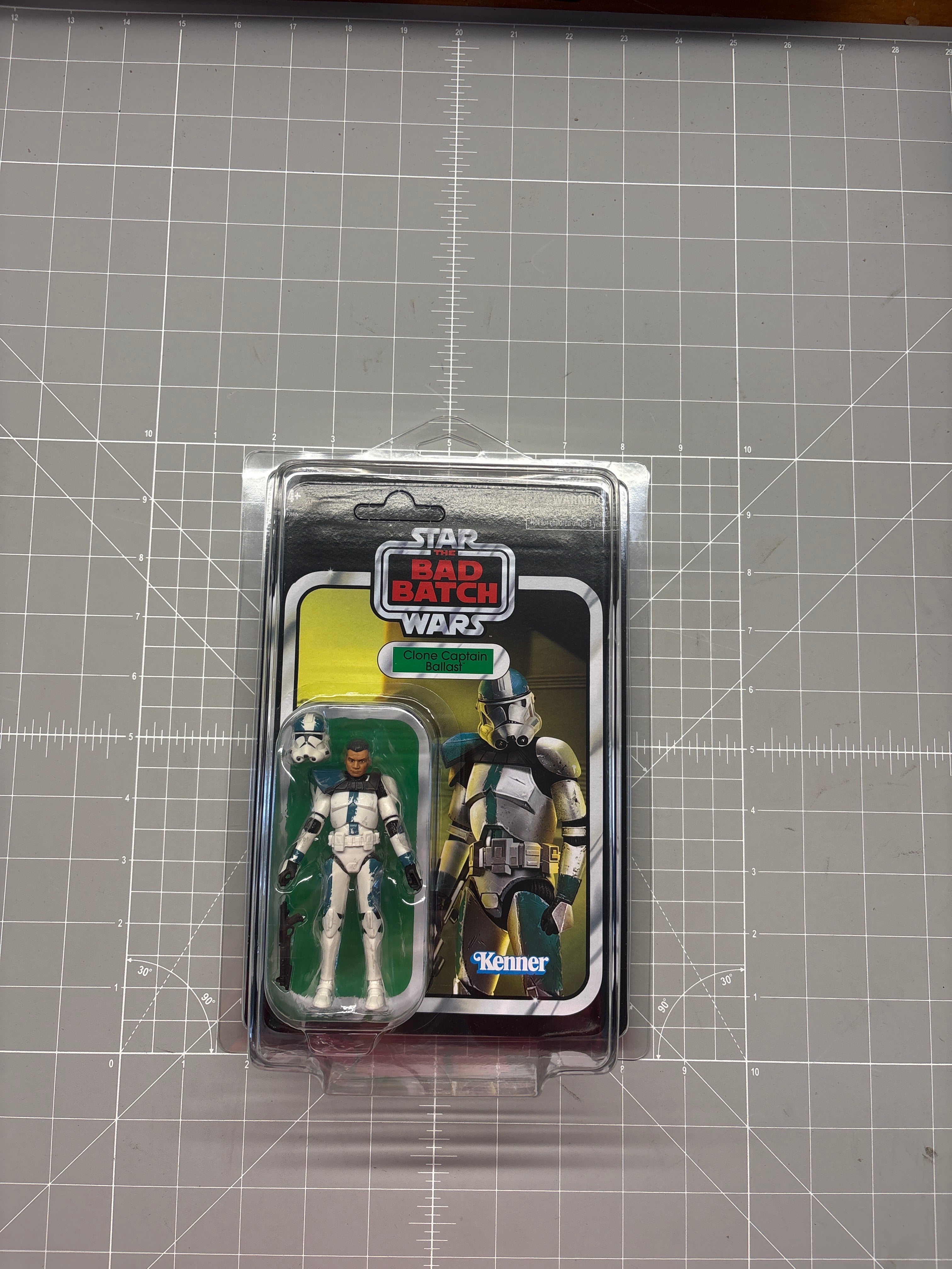 Clone Captain Ballast 1:18 | 3.75" Star Wars The Vintage Collection Action Figure VC-210 in Kenner blister packaging