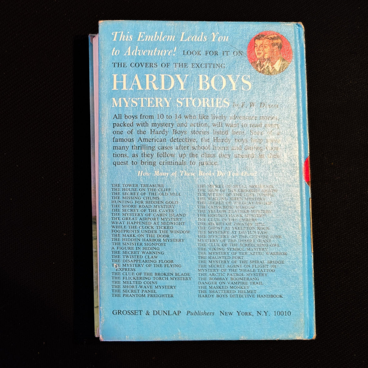 32 The Crisscross Shadow (1953):  Vintage Hardy Boys Book Blue-Back image 2