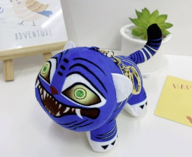 K-Wonderland K-Pop Hunters plush tiger keyring in vivid blue with detailed stripes and expressive green embroidered eyes