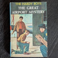 09 The Great Airport Mystery (1930-BE):  Vintage Hardy Boys Book Blue-Bac image 0