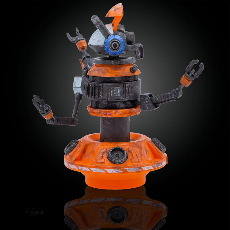 DJ R-3X Talking Action Figure Star Wars 8" Motion-Activated Light and Sound image 3