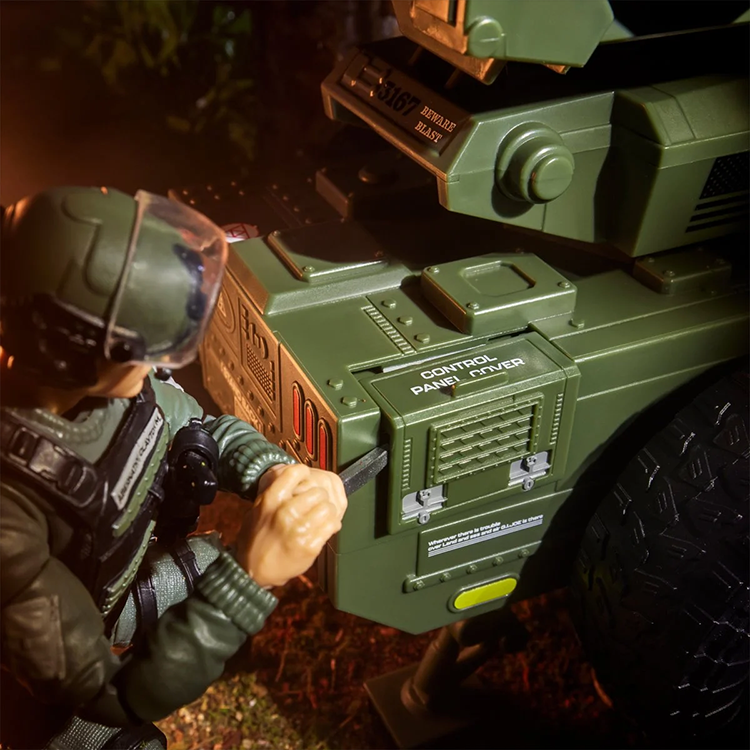 Hawk with Mobile Missile System Action Figure GI Joe Classified Series 1:12 image 1