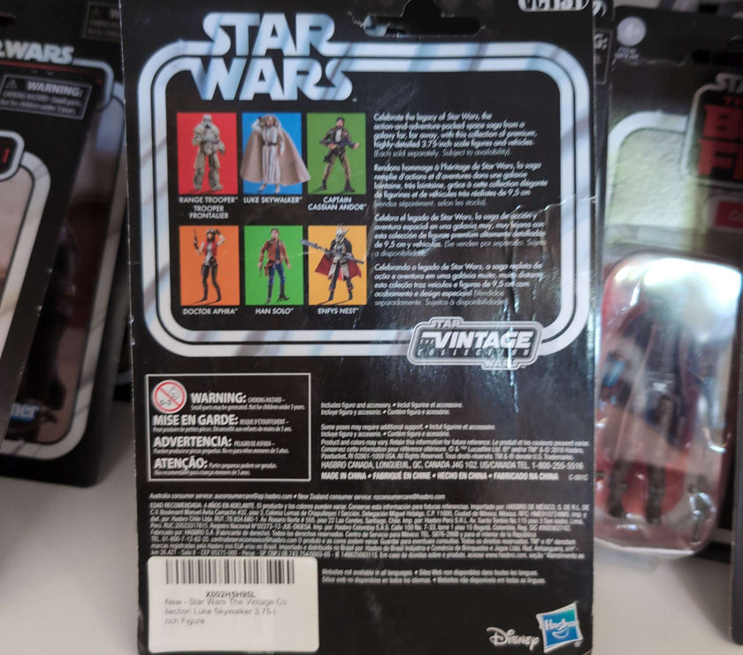 Star Wars Vintage Collection Luke Skywalker Last Jedi action figure packaging by Hasbro