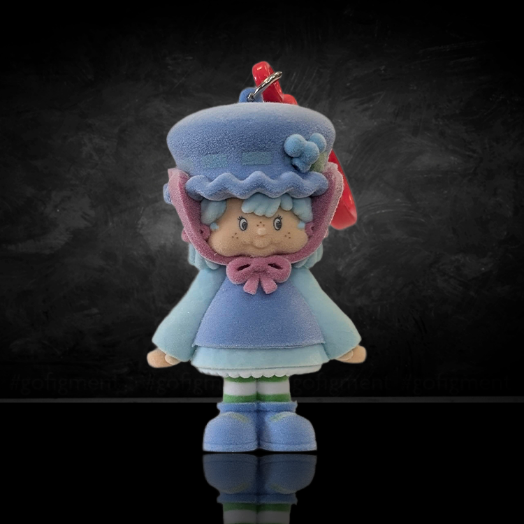 UCC World of Strawberry Shortcake soft flocked mini figure clip in blue outfit with pink bow and red clip attachment