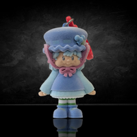 UCC World of Strawberry Shortcake soft flocked mini figure clip in blue outfit with pink bow and red clip attachment