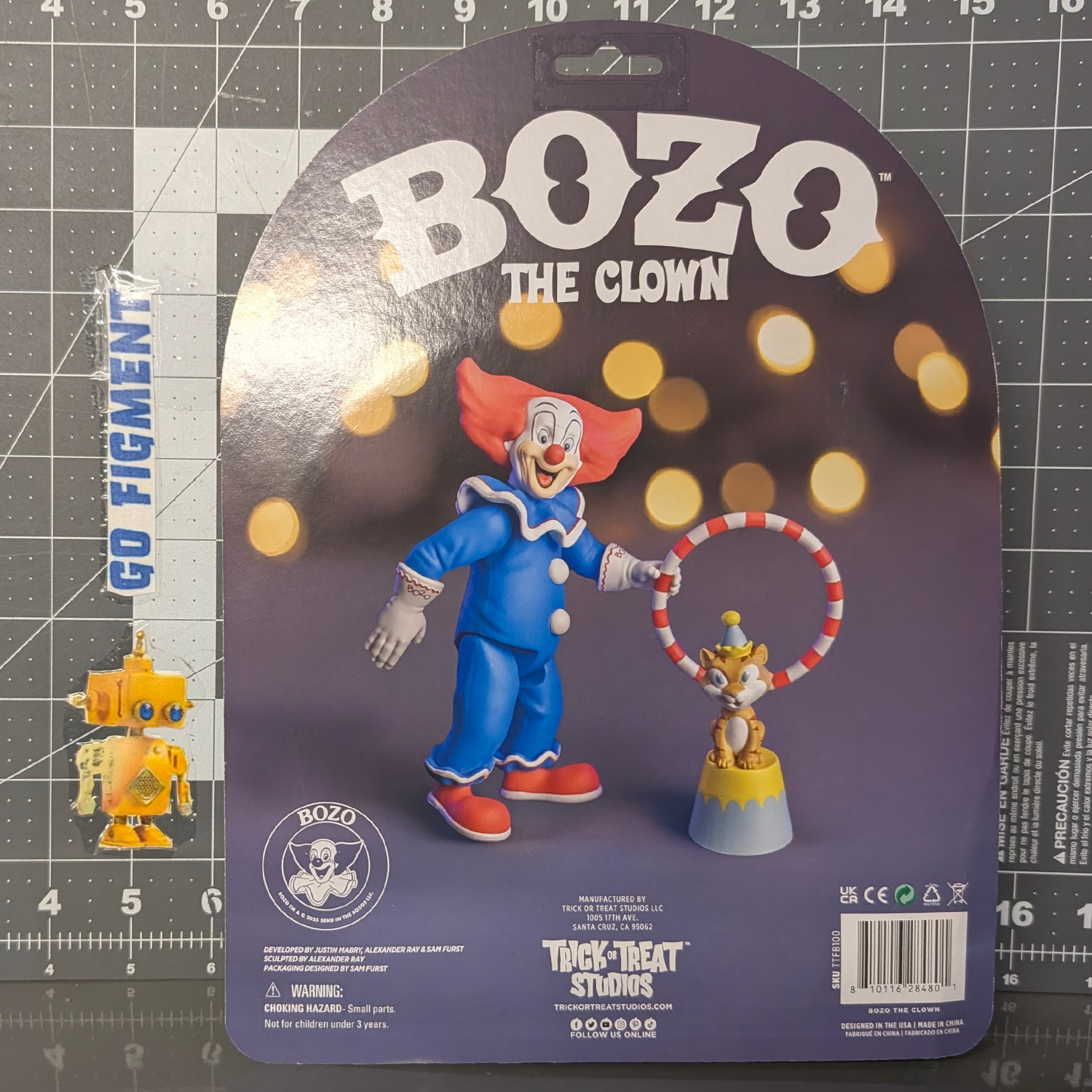 Bozo the Clown 5-Inch Action Figure - Classic TV Icon with Circus Accessories