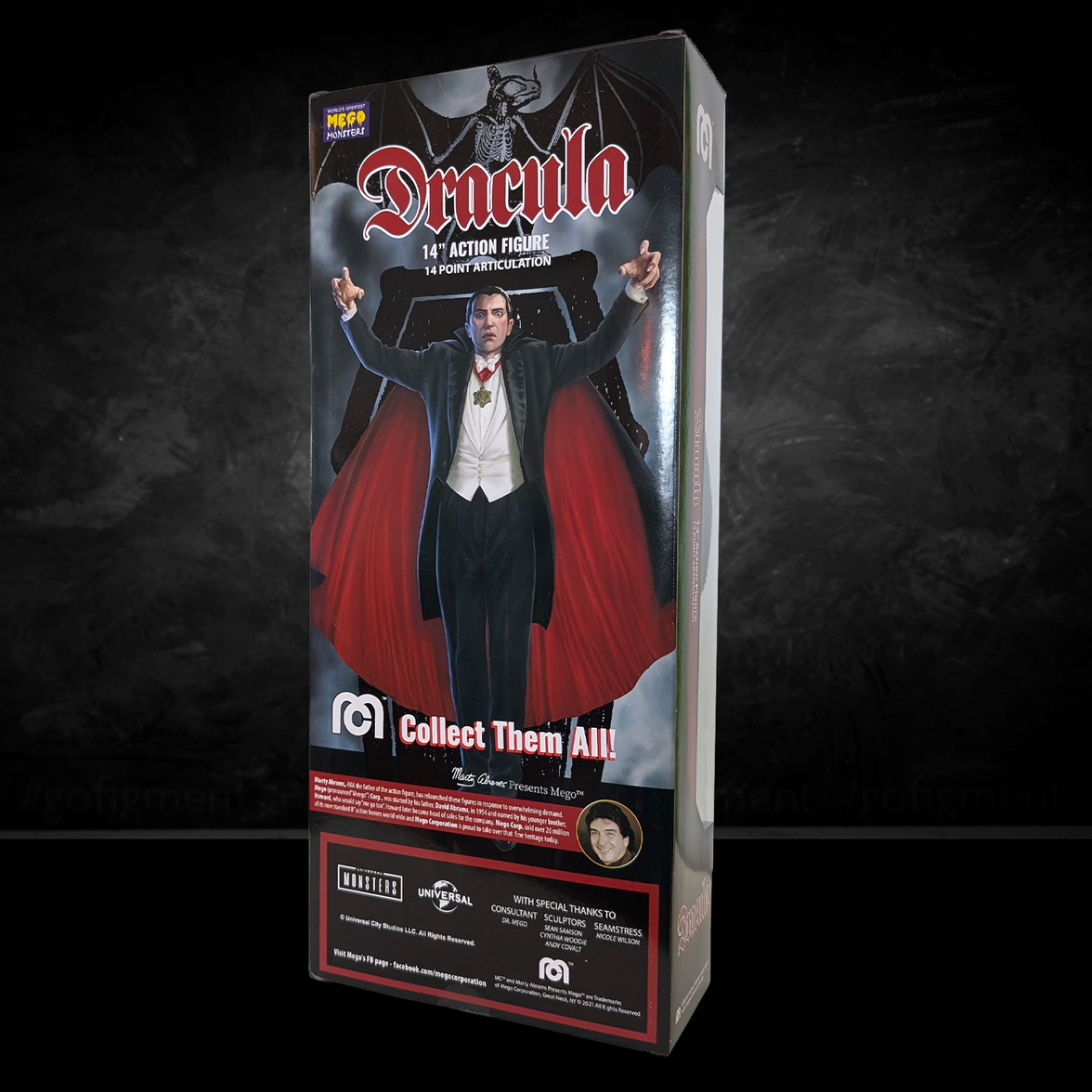Dracula Universal Monsters XL Retro Style Articulated Mego Action Figure 8 inch in branded collector packaging by Mego