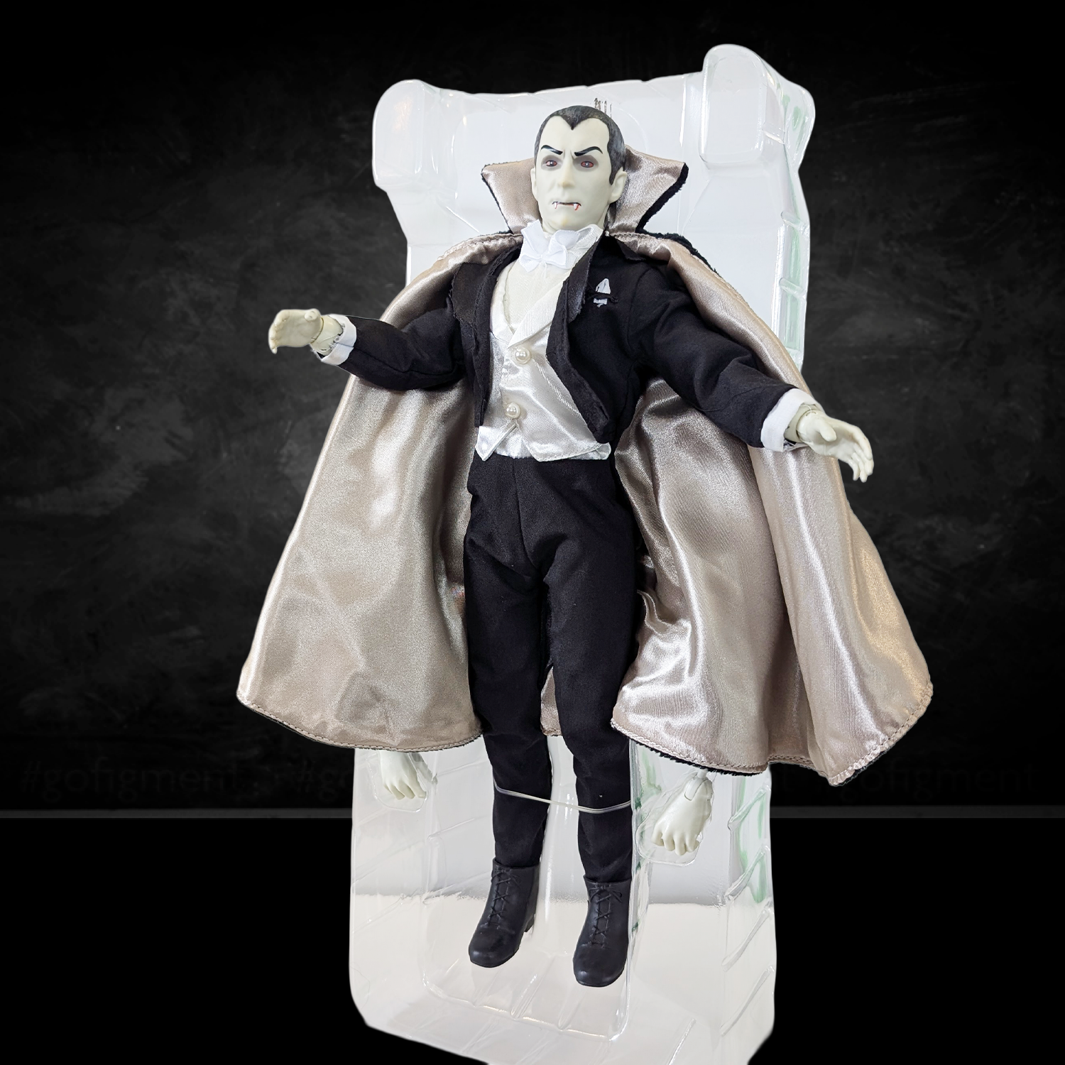 Dracula Universal Monsters XL Retro Style Articulated Mego Action Figure 8 inch in classic vampire outfit by Mego