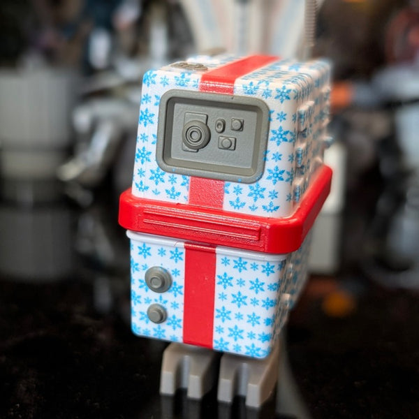 Hasbro Gronk Blue Christmas Present Droid loose 3.75 inch Star Wars action figure with festive snowflake design