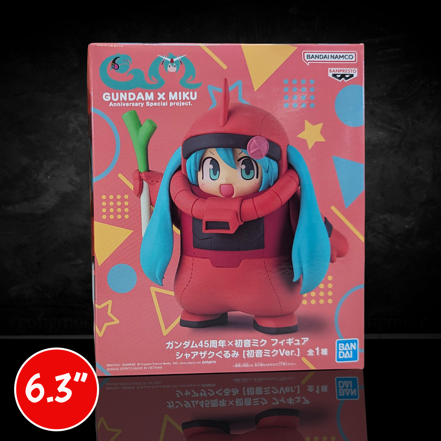 Hatsune Miku Gundam 45th Anniversary Char's Zaku Costume Figure Banpresto Statue