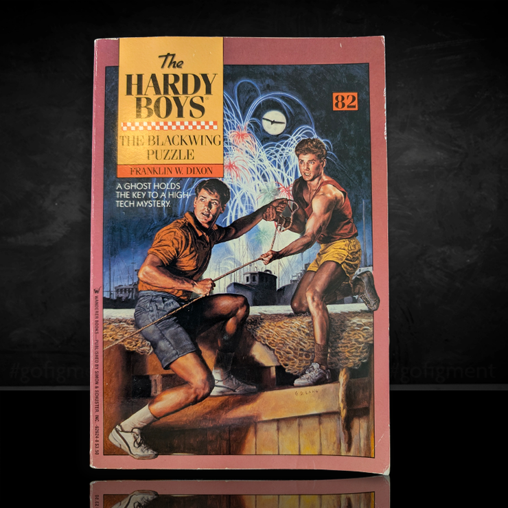 82 The Blackwing Puzzle - The Hardy Boys Paperback Book - Vintage 1984 (Sq-Tan)