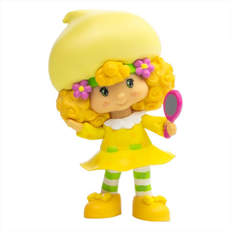 Lemon Meringue vinyl figure from Loyal Subjects Strawberry Shortcake Cheebee collection holding a mirror