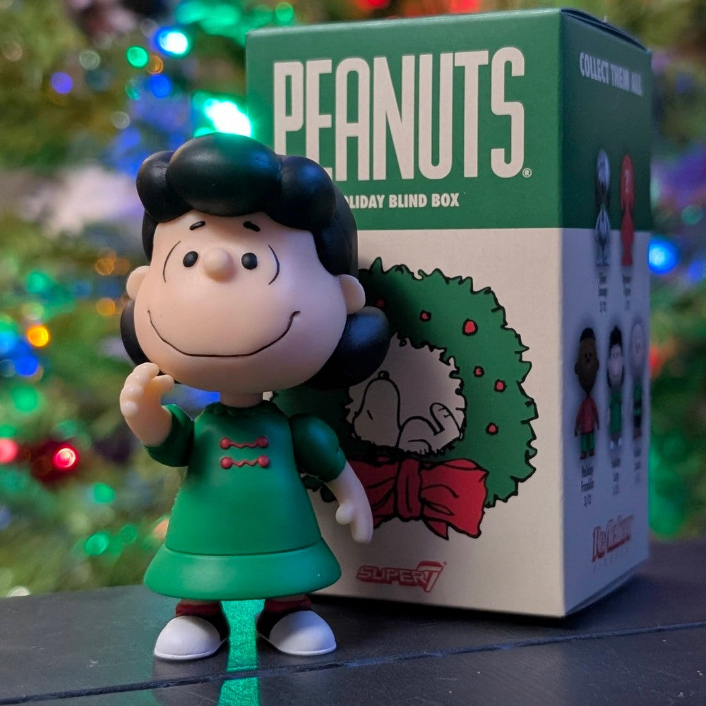 Lucy VanPelt Holiday ReAction Figure 3.75" LOOSE/Confirmed - Holiday Blind Box Wave 8