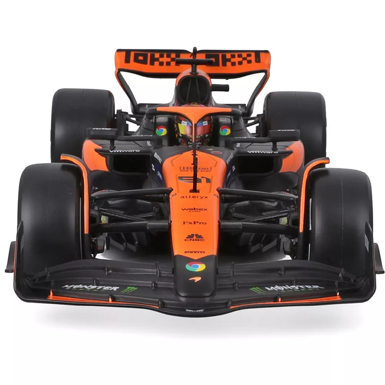Bburago Formula 1 McLaren MCL38 Oscar Piastri #81 with Helmet (2024) Die-Cast Metal 1:43 Scale Vehicle