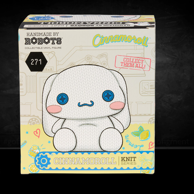 Handmade by Robots collectible vinyl figure of Cinnamoroll in knit-inspired design in original packaging.