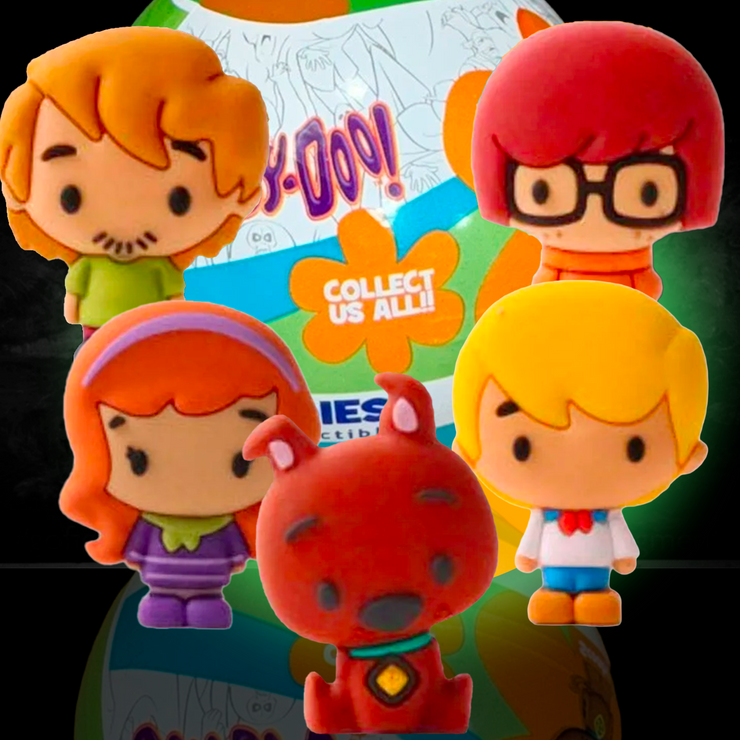 Scooby-Doo Buddies 3D mini figure set by UCC featuring characters Shaggy, Velma, Daphne, Fred, and Scooby-Doo.