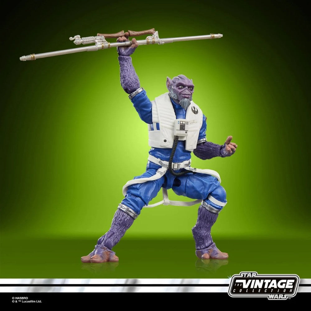 Zeb Orrelios Star Wars The Vintage Collection 1:18 scale 3.75" Action Figure by Kenner posed with weapon on green background