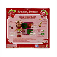 Strawberry Shortcake 5.5" Fashion Doll & Berry Bake Shoppe Playset with Oven