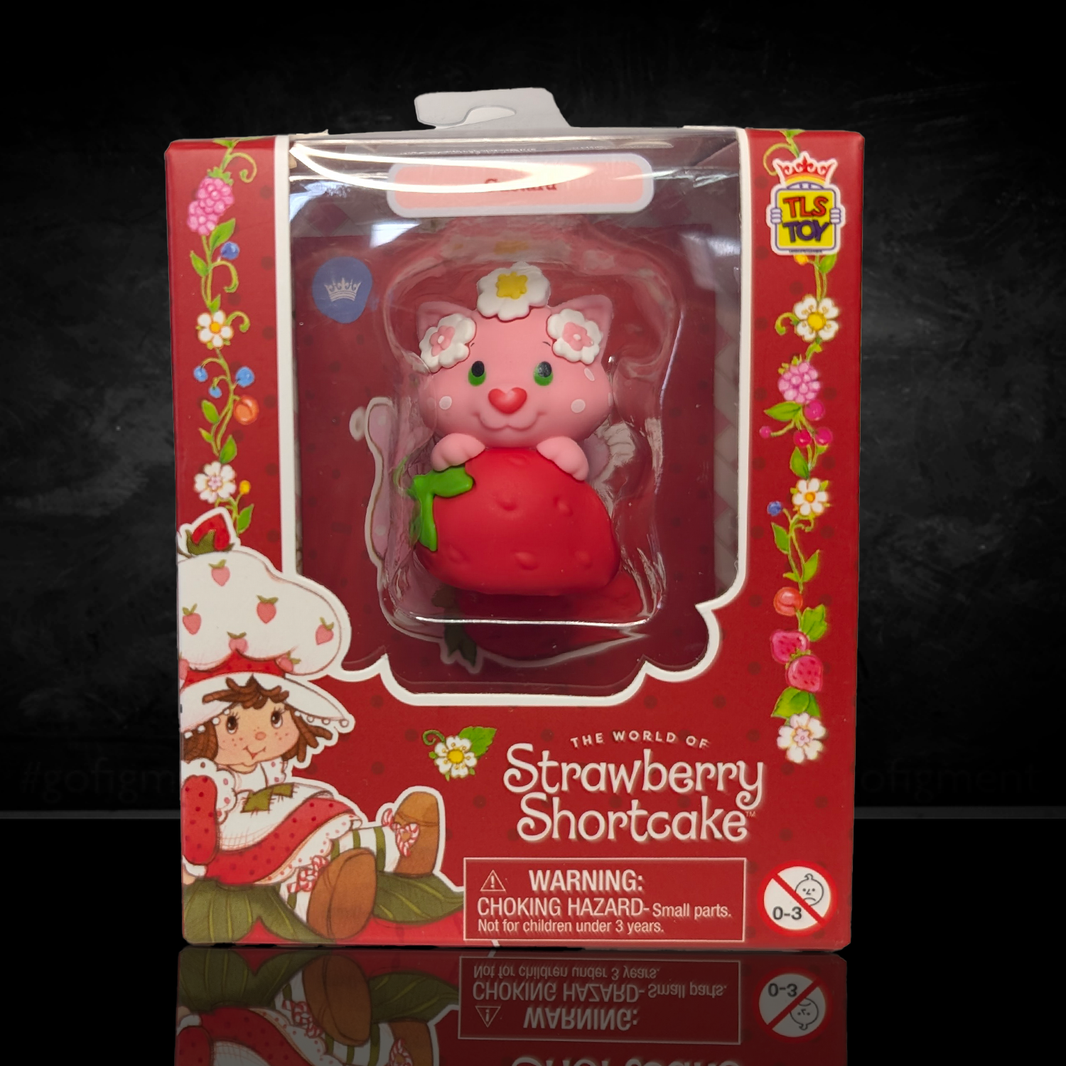 Strawberry Shortcake 2.5" Custard the Cat with Strawberry Cheebee Figure
