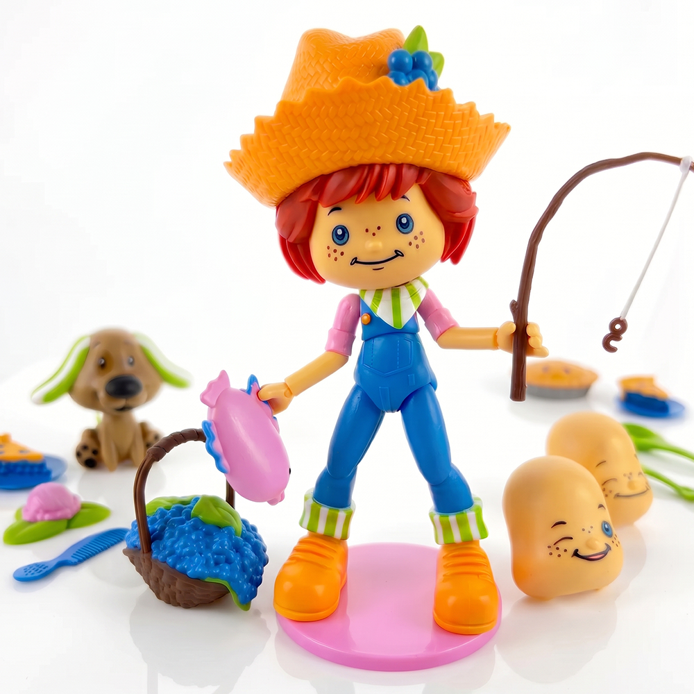 Huckleberry Pie DELUXE Strawberry Shortcake Action Figure 1:12 With Accessories by Boss Fight Studio Llc