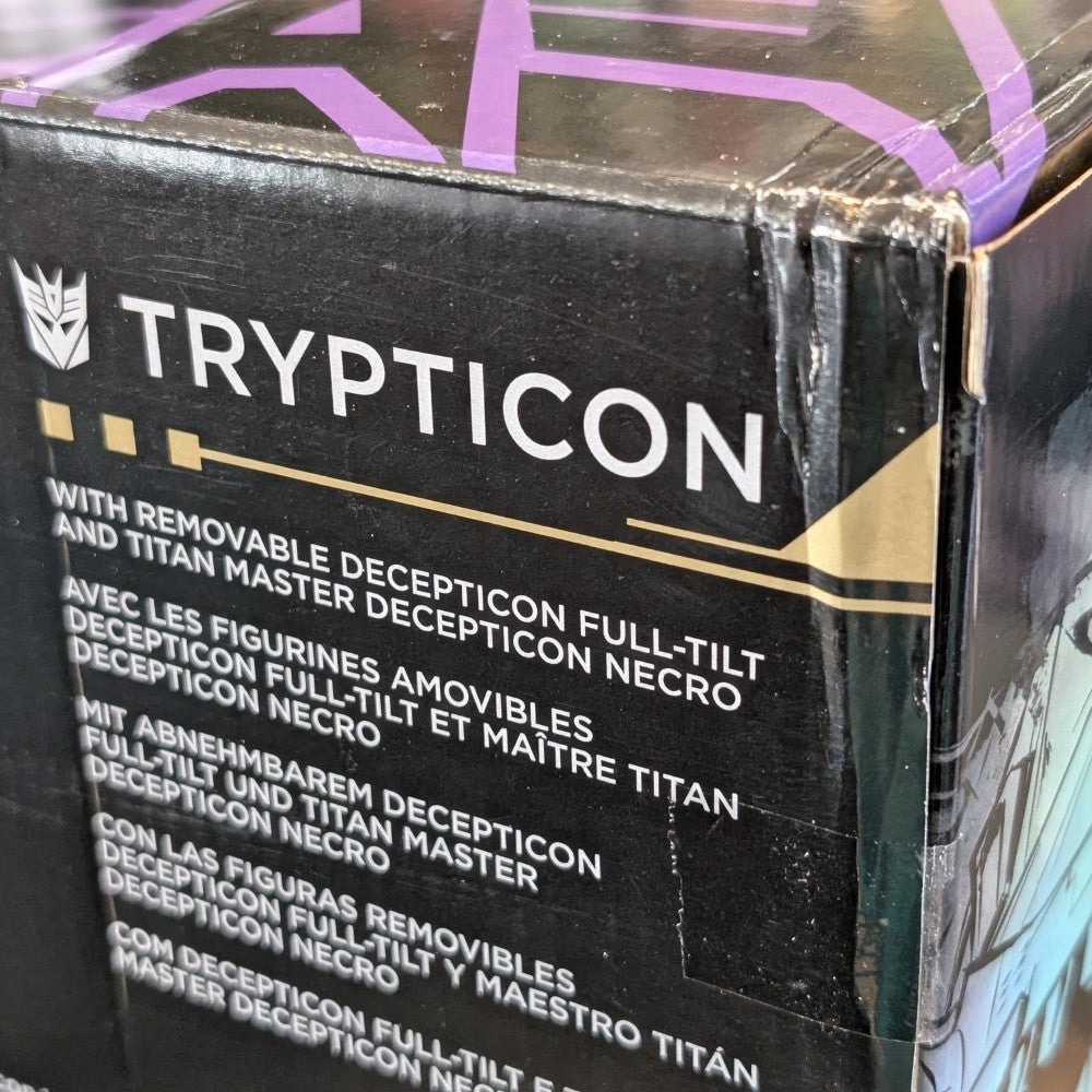 Hasbro Transformers Generations Selects Age of the Primes 18-inch G1 Trypticon packaging corner detailed view