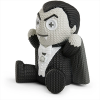 Universal Monsters Dracula #239 Handmade by Robots Vinyl Figure with knit-texture design Handmade by Robots