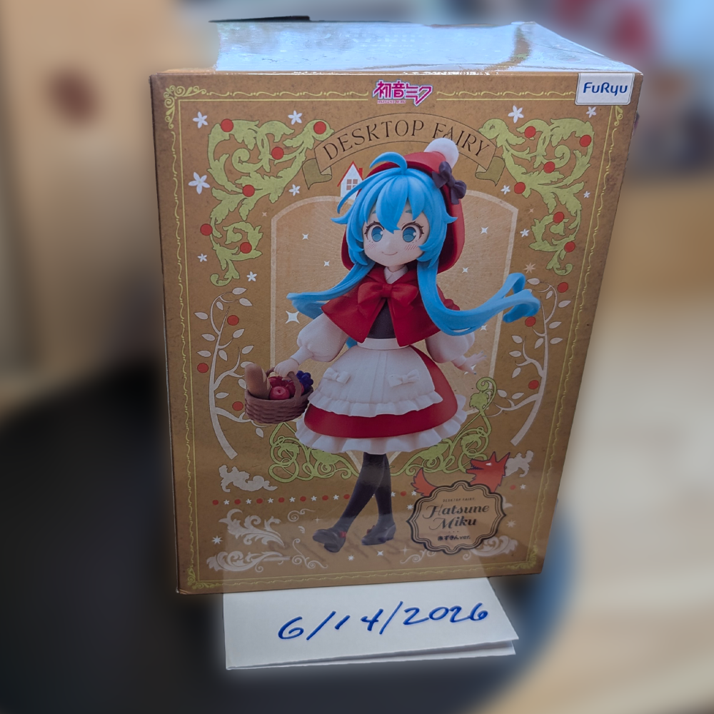 Vocaloid Hatsune Miku Little Red Riding Hood Version Desktop Fairy Statue by FuRyu new in box Banpresto collectible