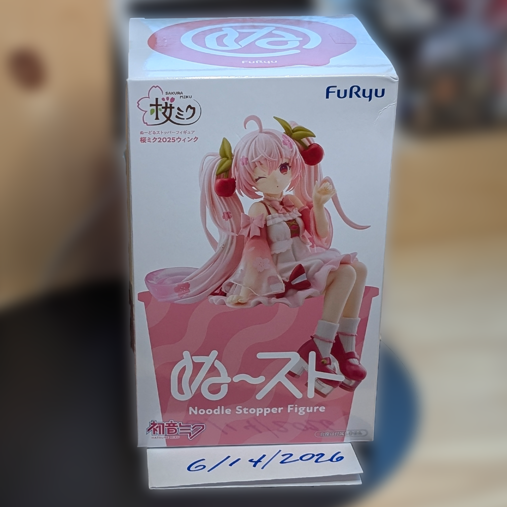 Sakura Miku Noodle Stopper Figure 2025 Wink Version Vocaloid FuRyu new in box by Banpresto collectible figure