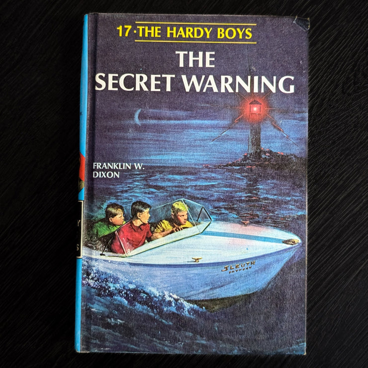 17 Secret Warning (1966-YN):  Vintage Hardy Boys Book image 0