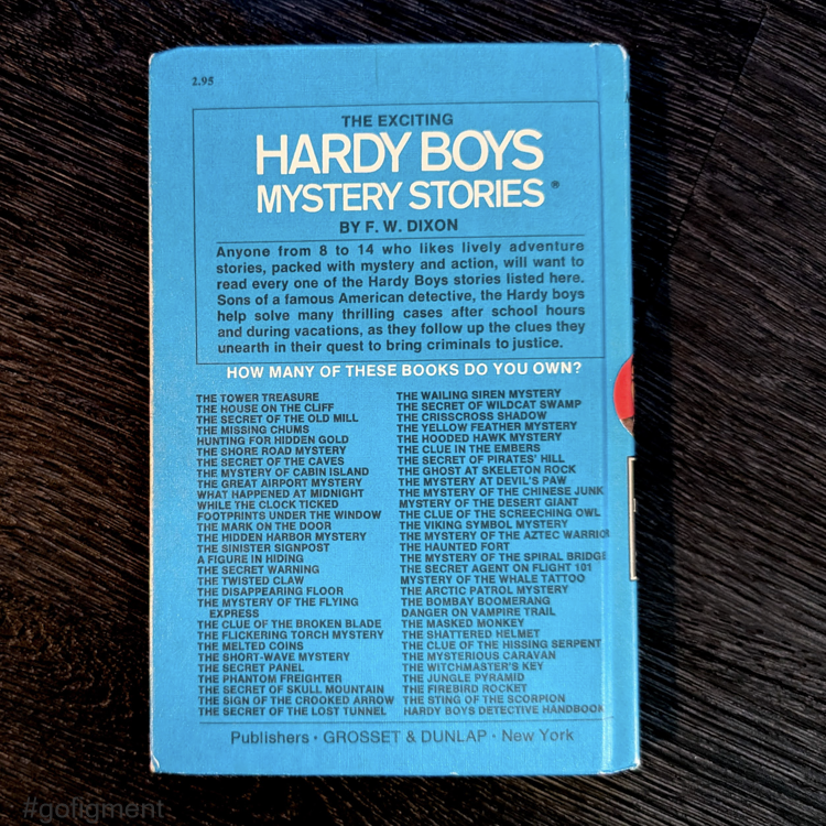 08 The Mystery of Cabin Island (1966-CAMEO):  Hardy Boys Book Blue Back image 3