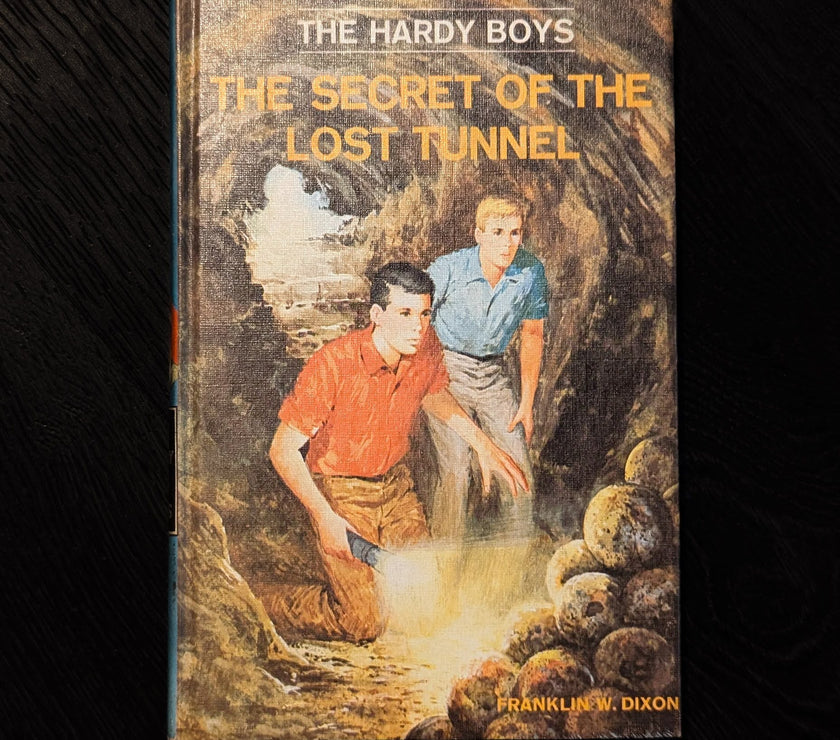 29 Secret of the Lost Tunnel (1950/1968 RN):  Hardy Boys Book Blue-Back image 0