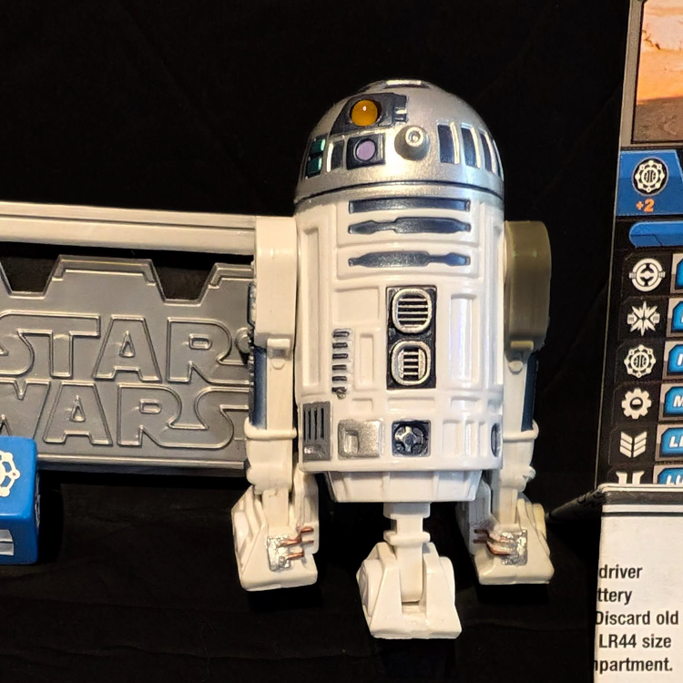 R2-D2 "With Card and Dice" 2011 Star Wars Astromech Droid 3.75 Action Fig image 0