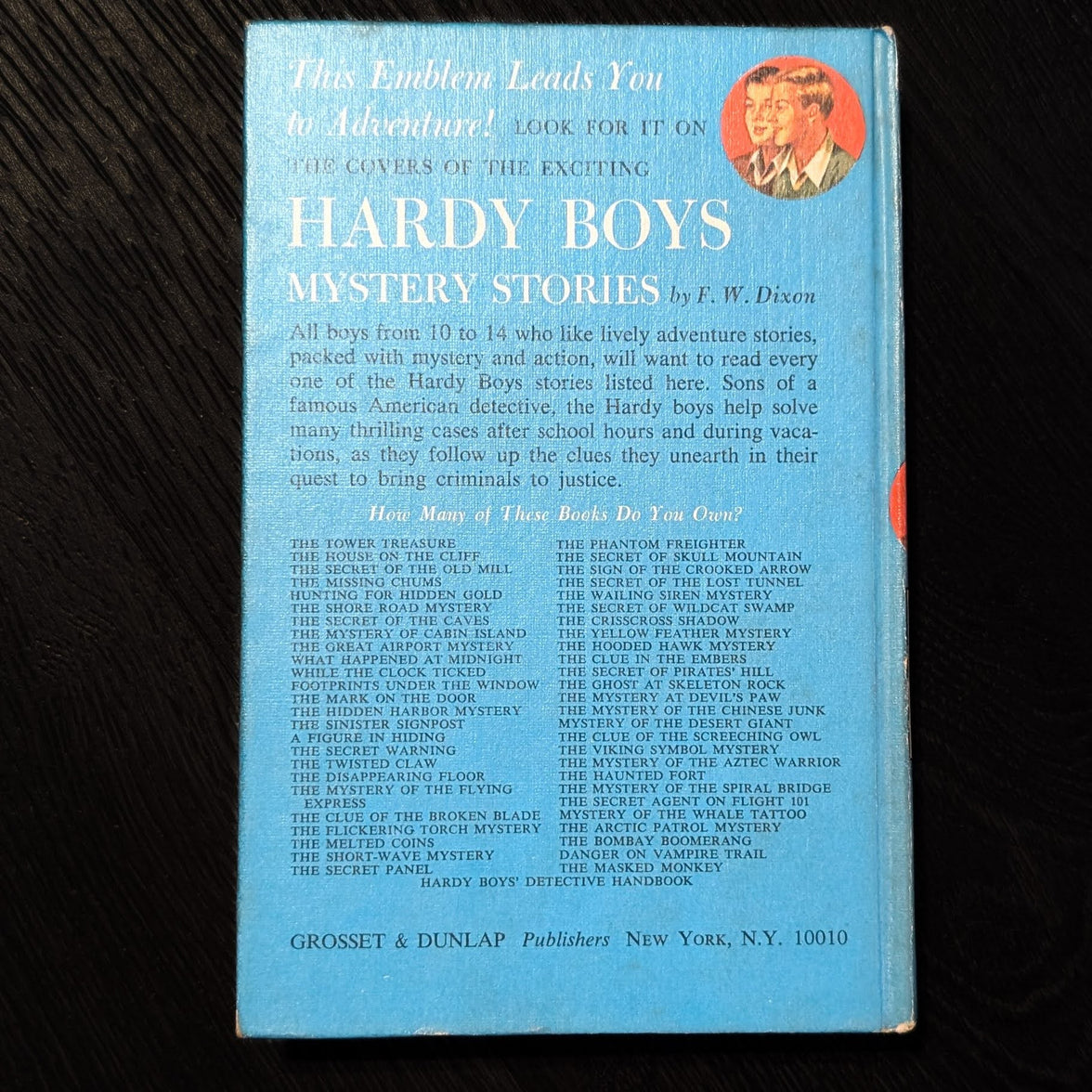 38 The Mystery at Devil's Paw 1959-White End Page:  Hardy Boys Book Blue-Back image 3