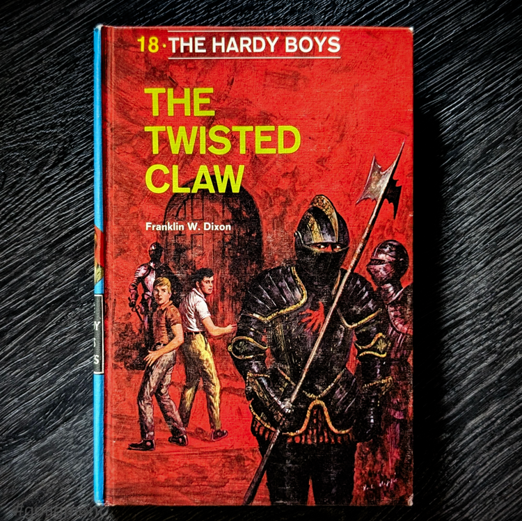 18 The Twisted Claw (1969-Yellow Number):  Hardy Boys Book Blue-Back image 0