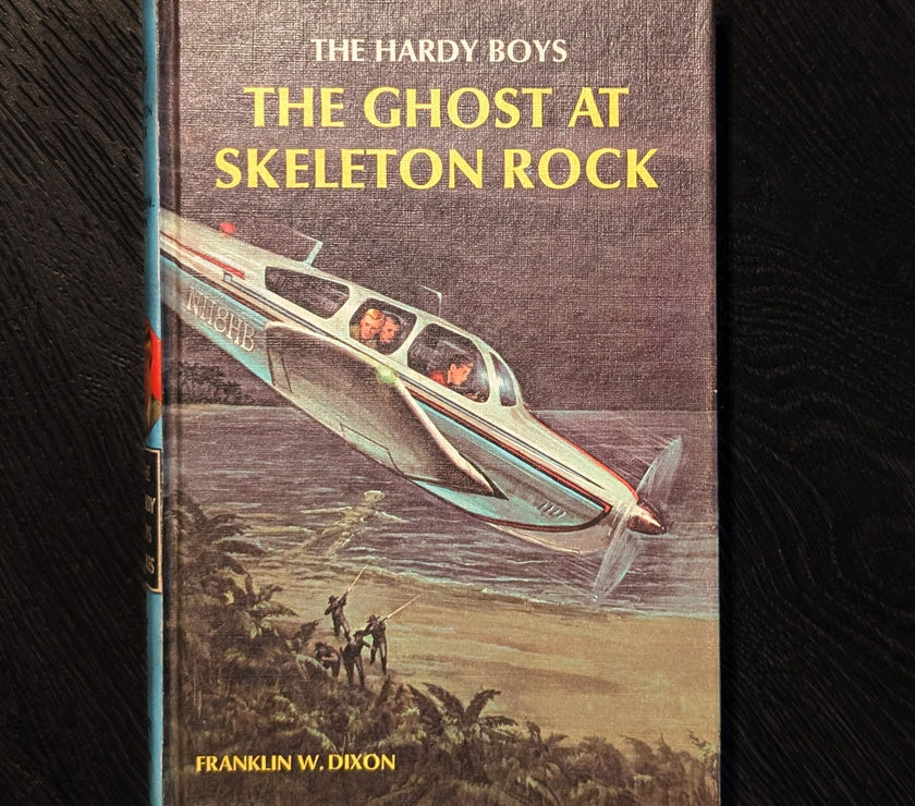 37 The Ghost at Skeleton Rock (1966):  Vintage Hardy Boys Book Blue-Back image 0